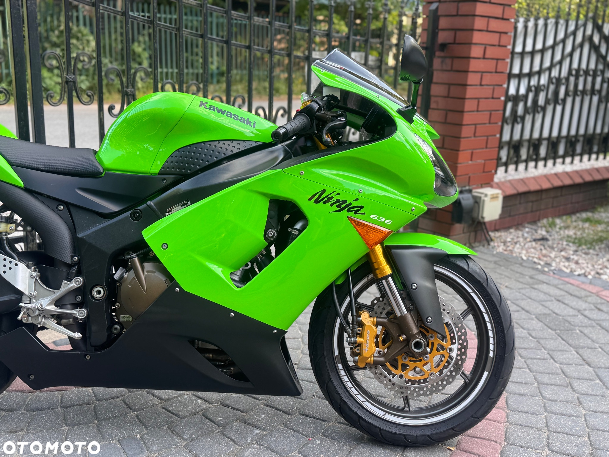 Kawasaki ZX - 10