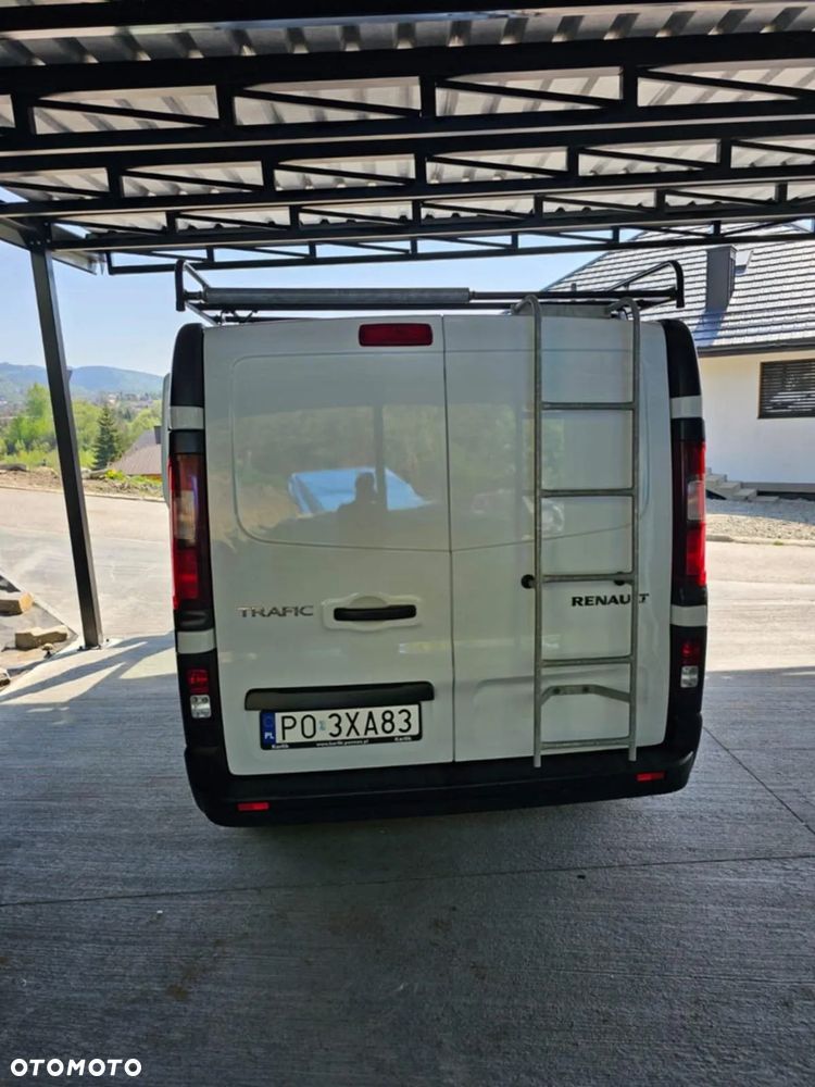 Renault TRAFIC - 2