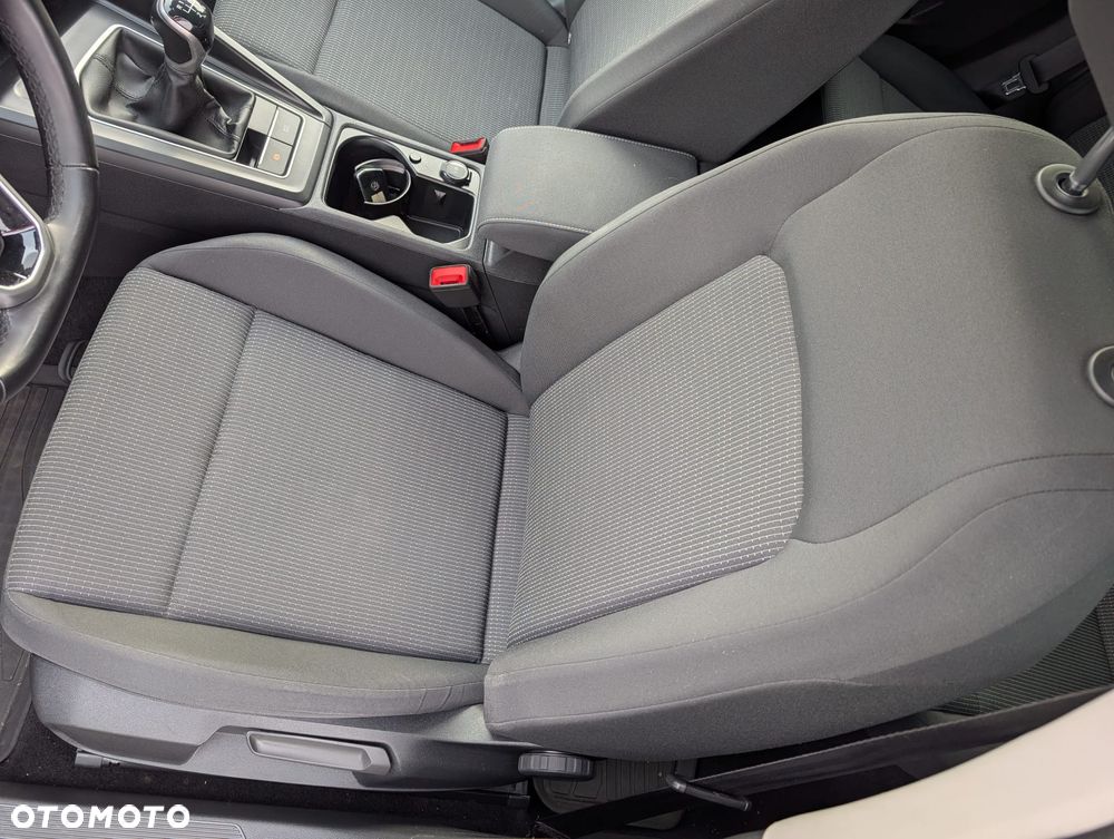 Volkswagen Golf 2.0 TDI Life - 15