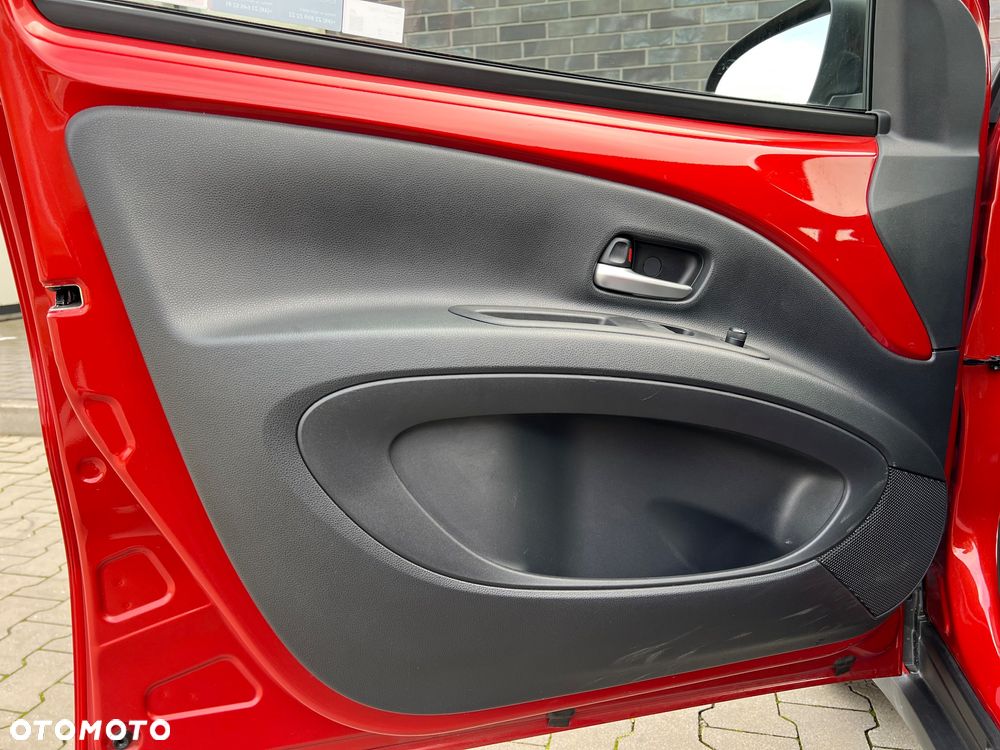 Toyota Aygo X 1.0 VVT-i Style CVT - 10