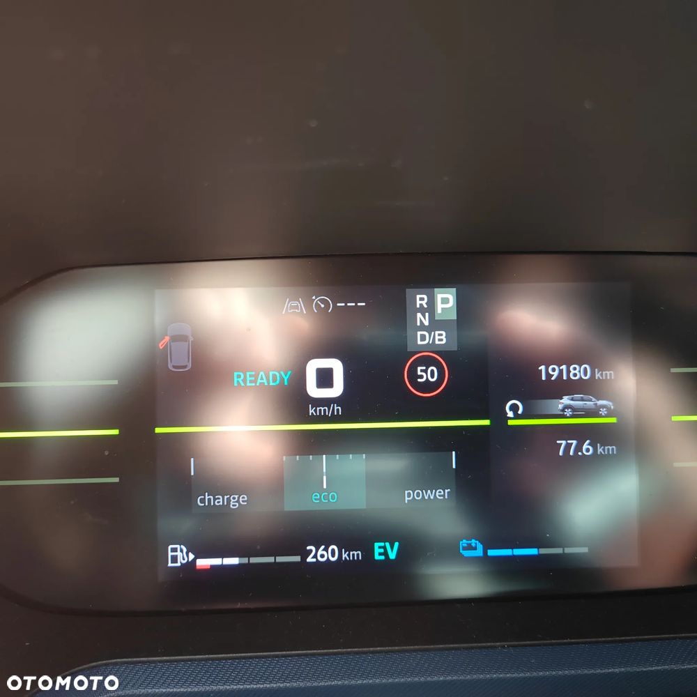 Dacia Duster 1.6 Full Hybrid 140 Journey MMT - 10