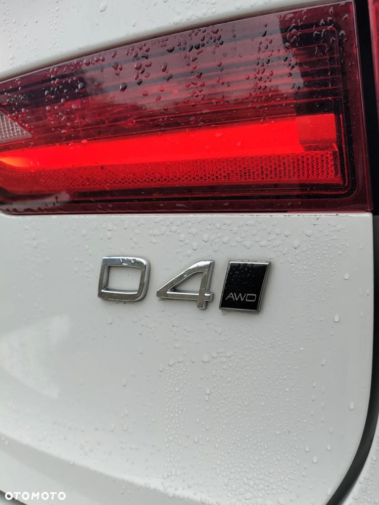 Volvo V90 Cross Country D4 AWD Pro - 9