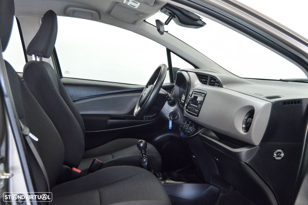 Toyota Yaris 1.4 D-4D ACtive - 23