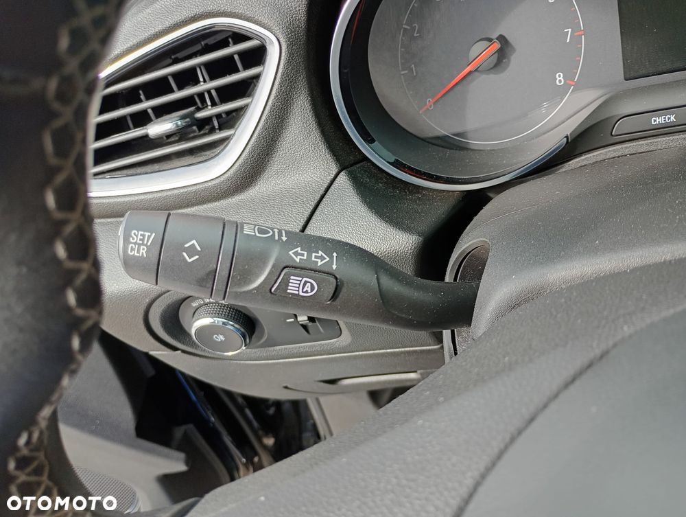 Opel Grandland X 1.6 T Innovation S&S - 22