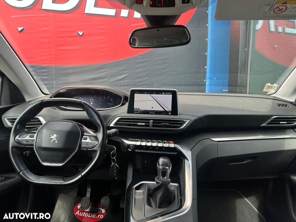 Peugeot 3008 - 6