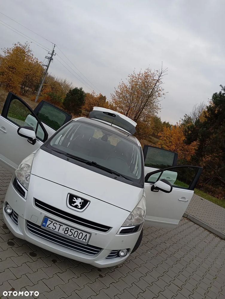 Peugeot 5008 - 10