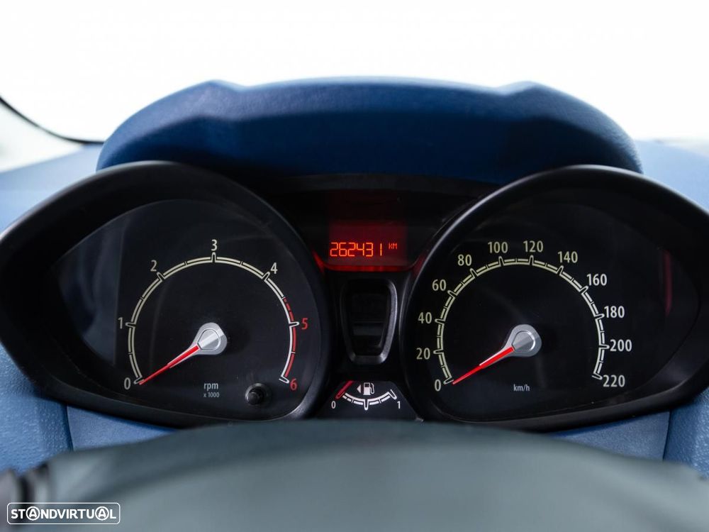 Ford Fiesta - 19