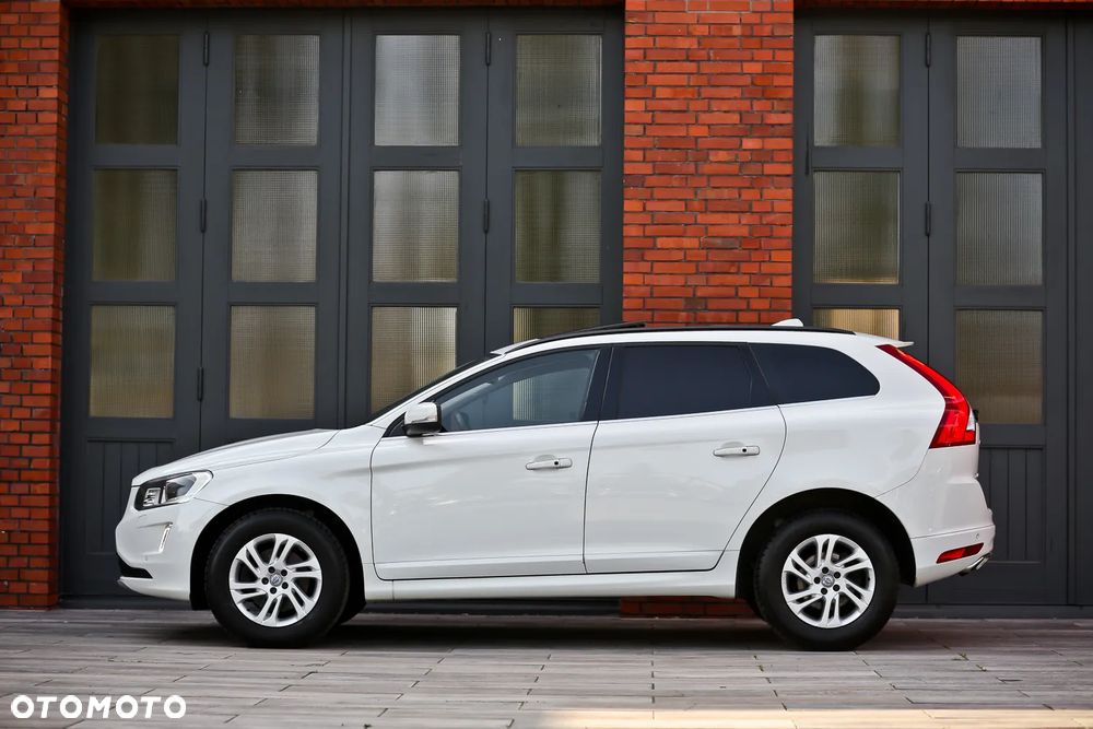 Volvo XC 60 D4 Geartronic Momentum - 10