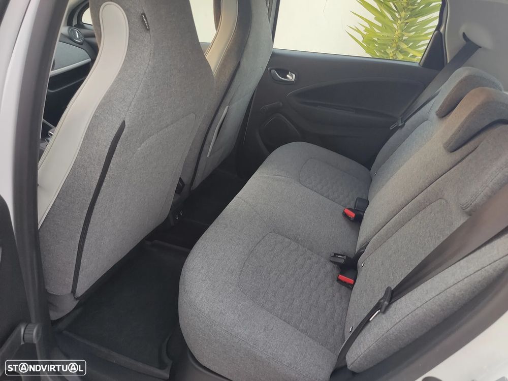 Renault Zoe (c/ Bateria) E-Tech EV50 Equilibre - 12