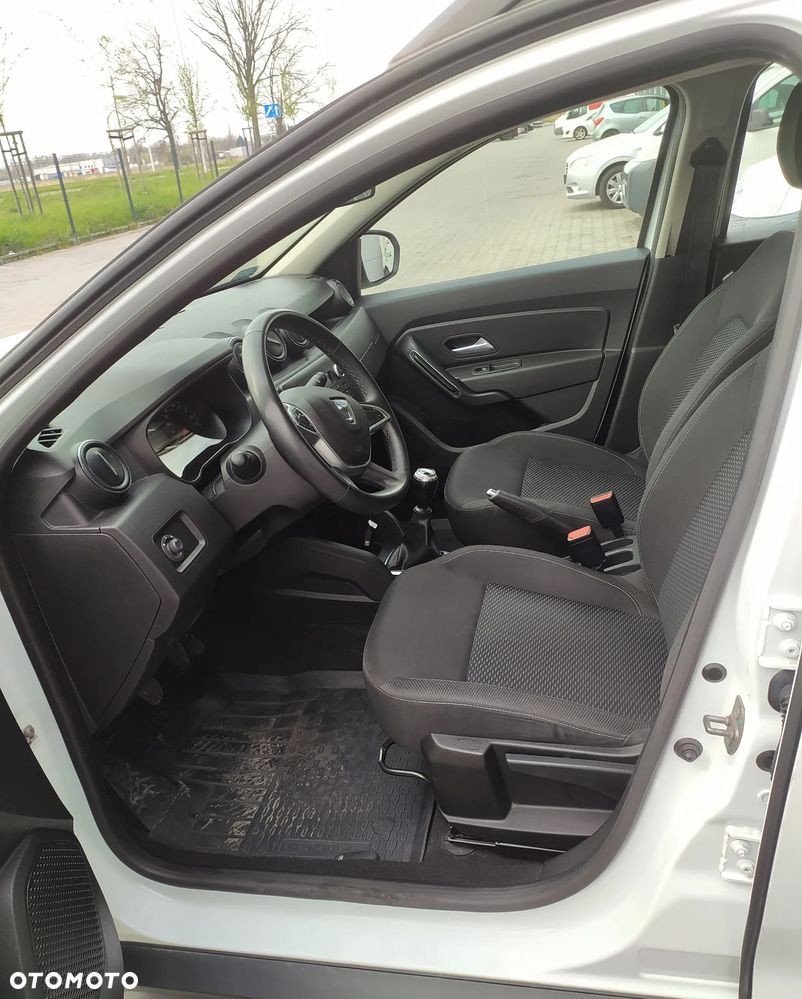 Dacia Duster 1.5 Blue dCi Essential 4WD EU6d - 11