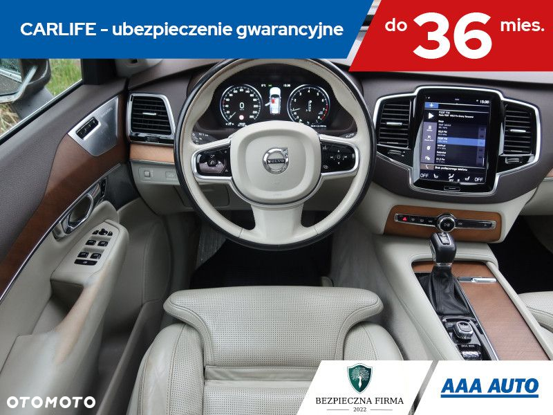 Volvo XC 90 - 18
