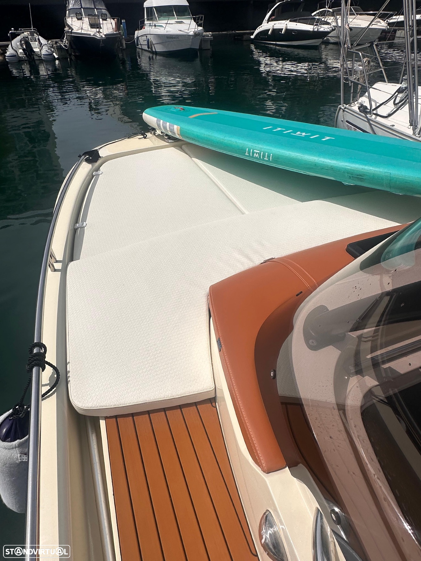 Invictus Yachts CX 240 - 11