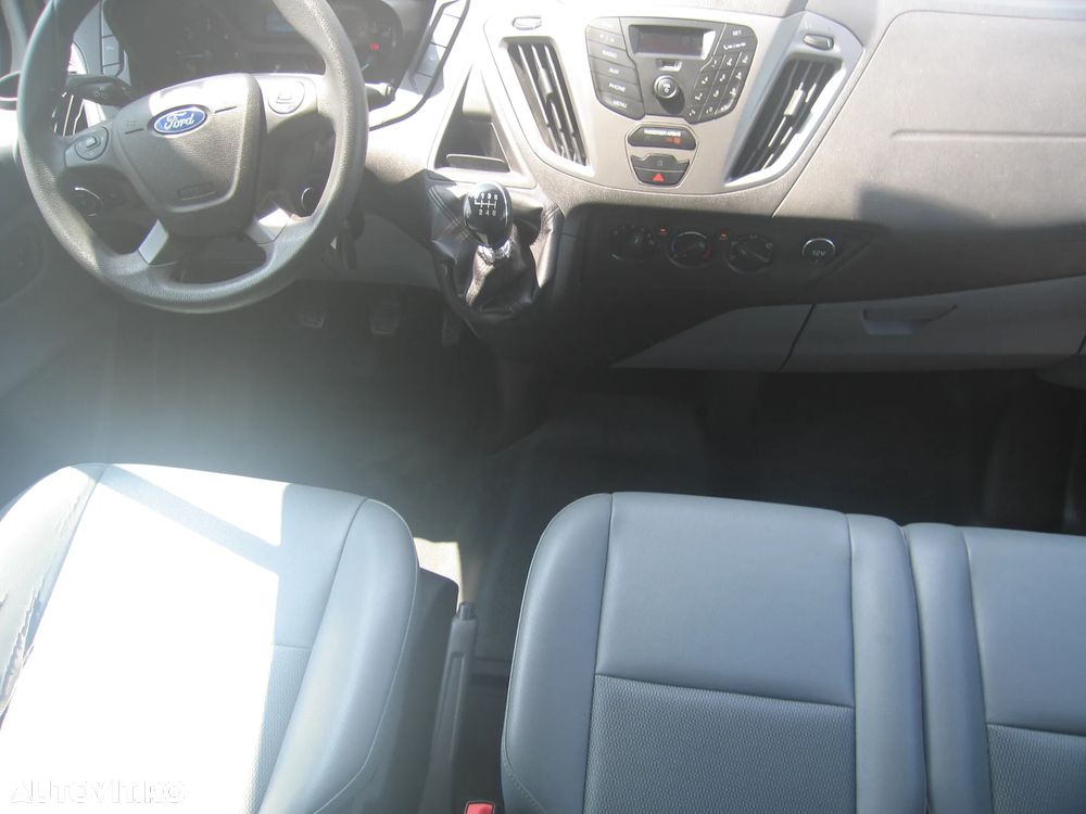 Ford RANSIT  CUSTOM , 9 Locuri  XL , L1 - H 1. AC FATA SPATE - 15