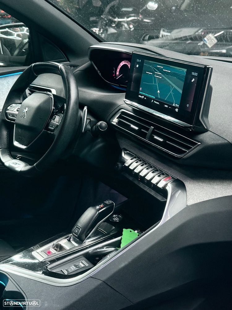 Peugeot 5008 BlueHDI 130 EAT8 GT - 31