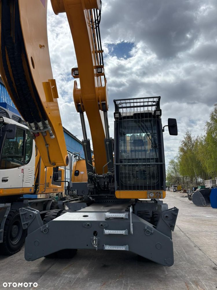 Liebherr LH 30 M - 8