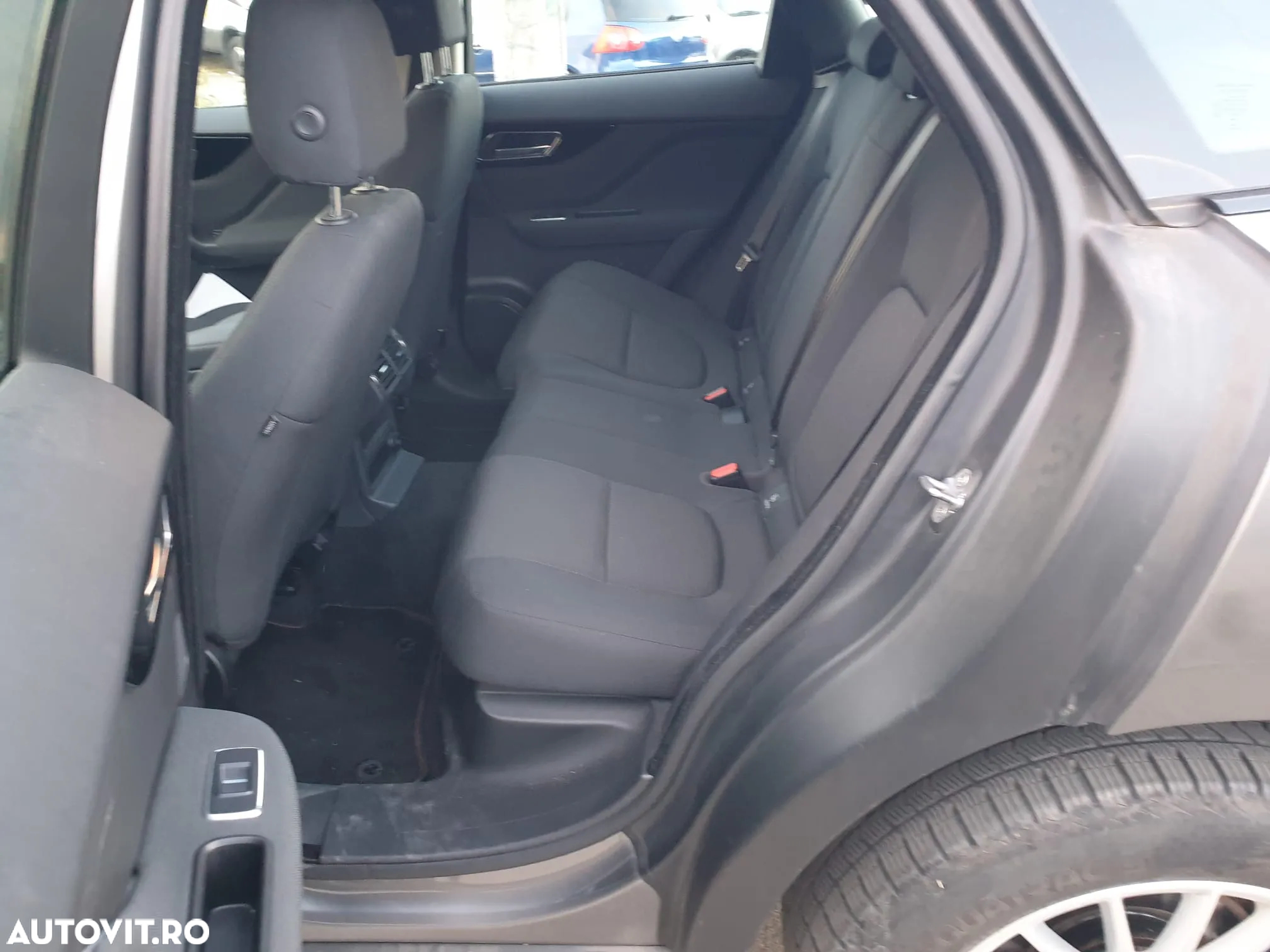 Jaguar F-Pace 20d AWD Aut. Portfolio - 14