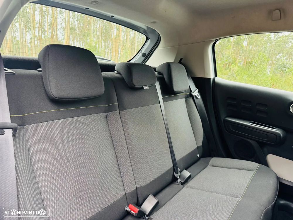 Citroën C3 1.2 PureTech Shine - 37