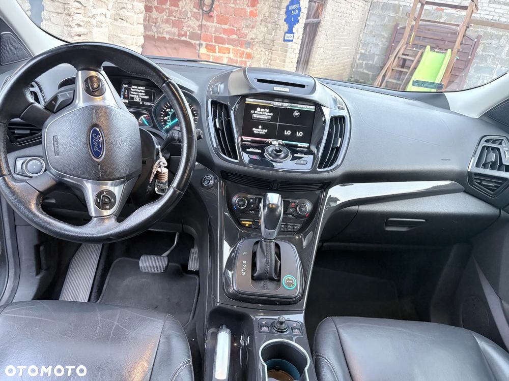 Ford Escape 2.0 EcoBoost AWD Titanium - 12