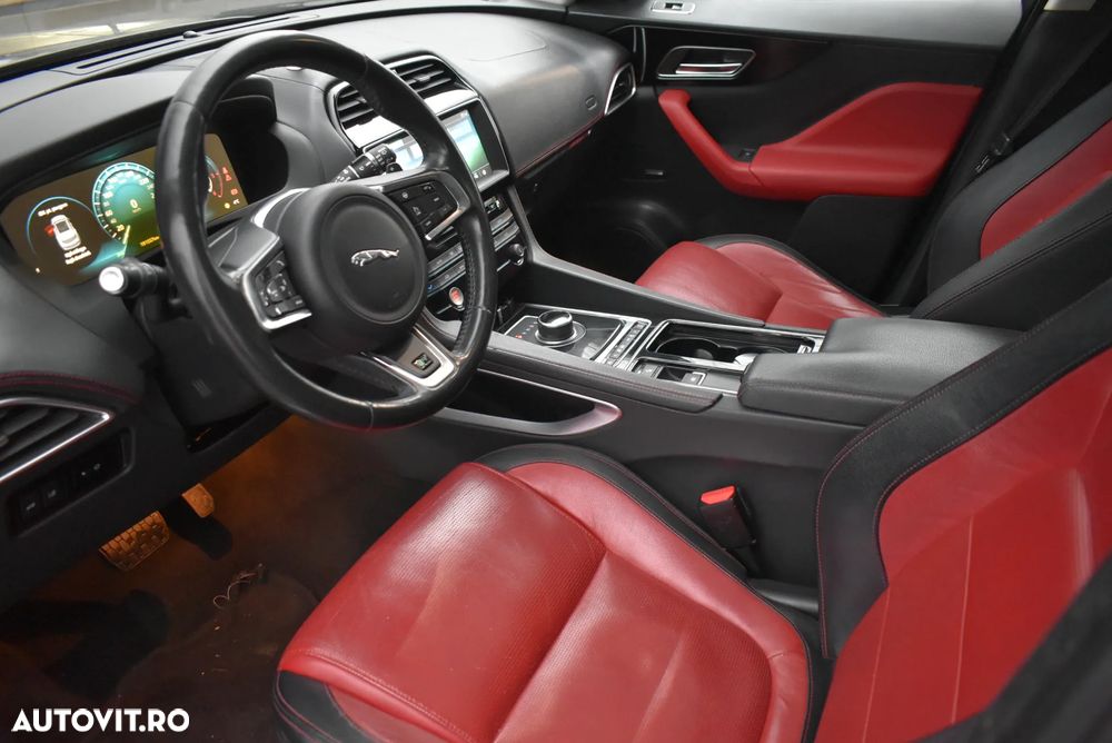 Jaguar F-Pace 30d AWD R-Sport - 6
