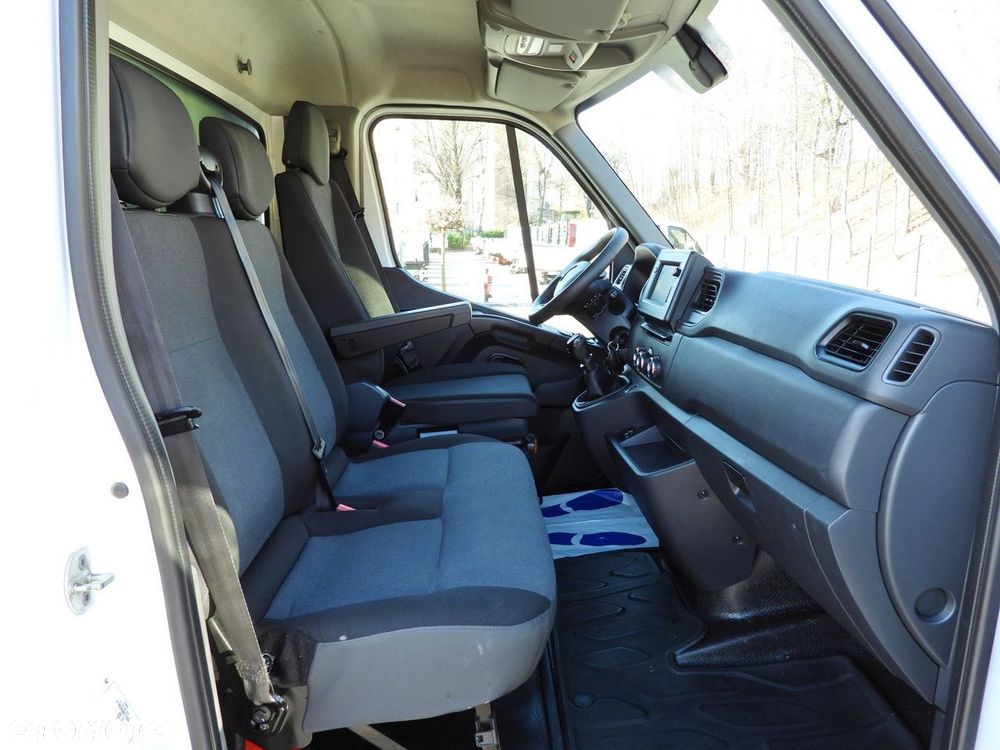 Renault MASTER KONTENER 8 PALET TEMPOMAT NAWIGACJA LEDY KLIMATYZACJA  145KM - 36