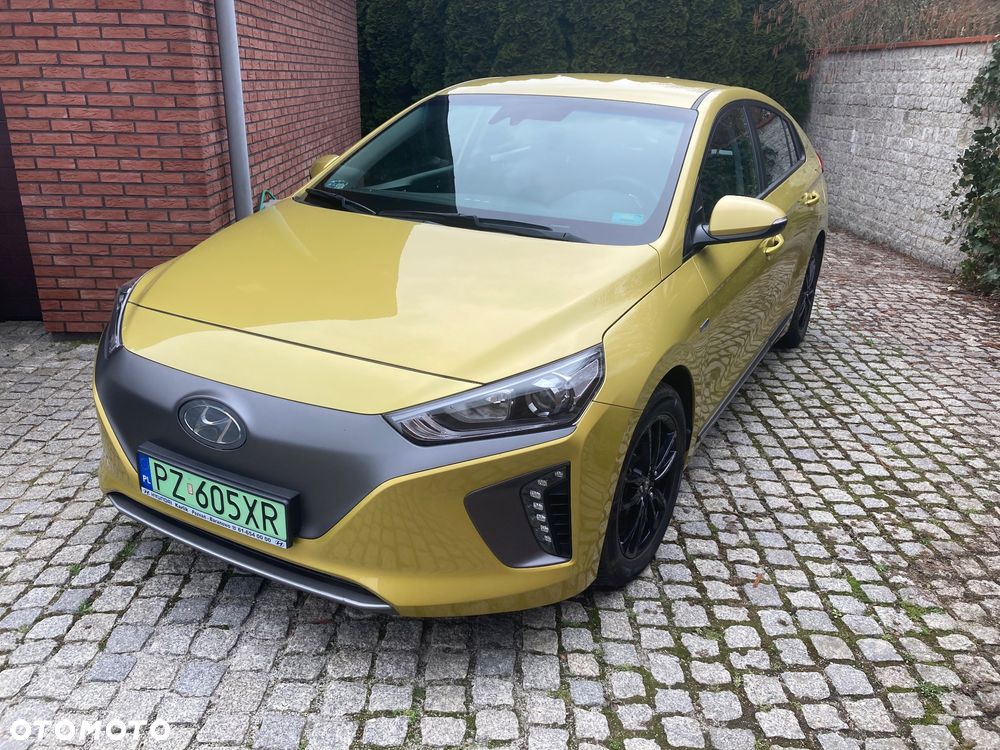 Hyundai IONIQ - 2