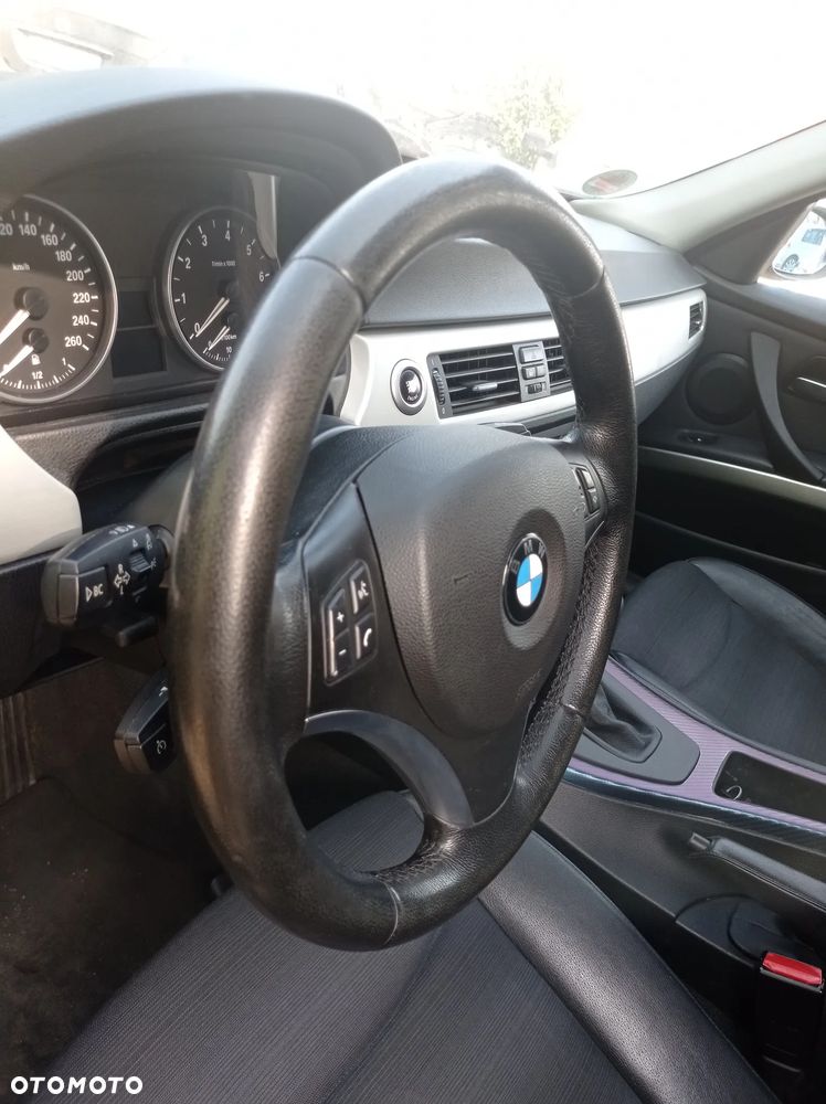 UWAGA ! AUTO W CAŁOŚCI 2008 BMW 3 E91 325i 218ps R6 AUTOMAT KLIMATRONIC XENON ALU MALE KM SERW SKÓRY I WLAS ZAREJ PL - 5