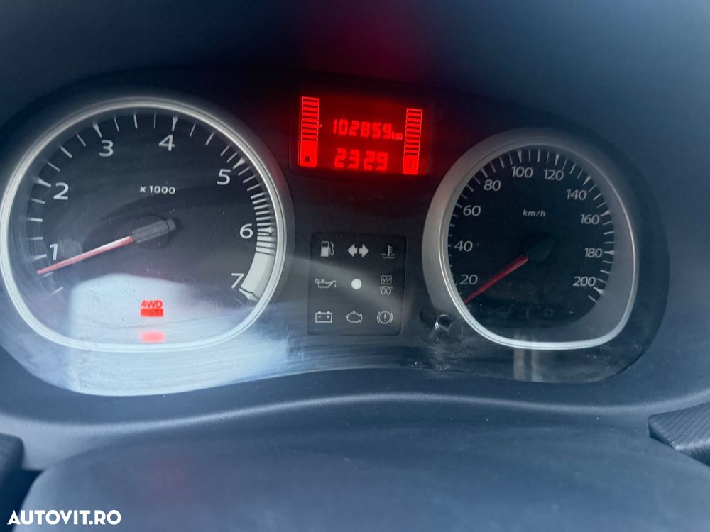 Dacia Duster dCi 110 FAP 4x4 Prestige - 10