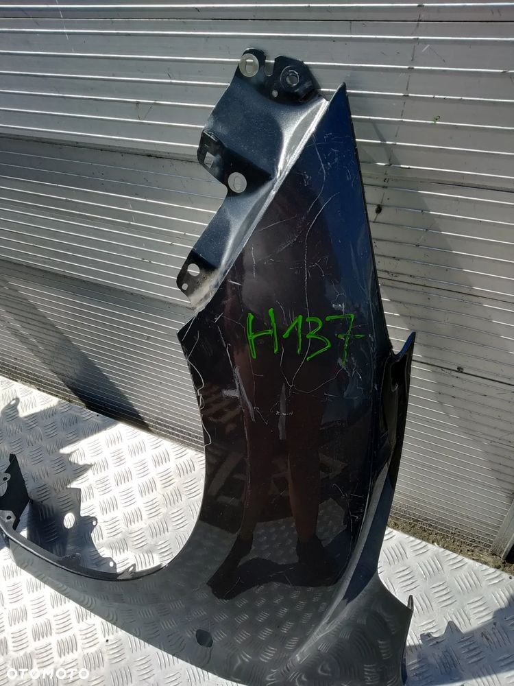 B922 BŁOTNIK LEWY MAZDA 3 2008 - 2013 - 3