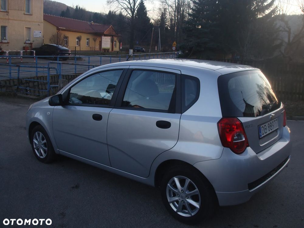Chevrolet Aveo 1.2 Plus - 8
