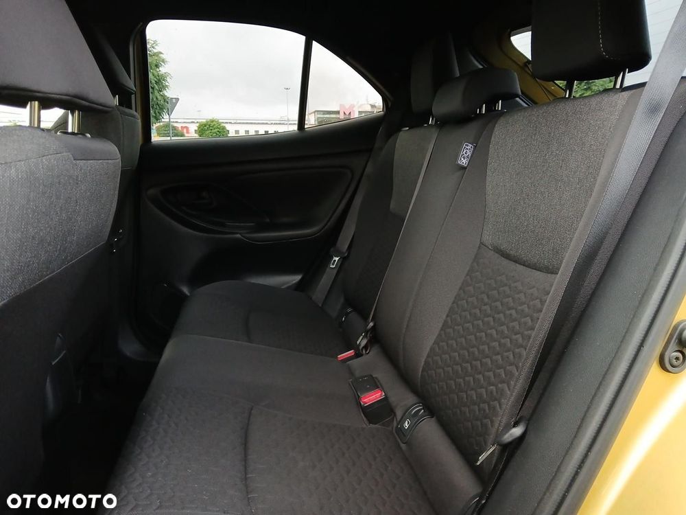 Toyota Yaris Cross Hybrid 1.5 Comfort - 16