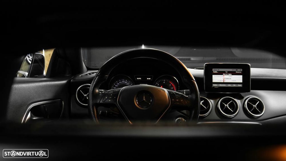 Mercedes-Benz CLA 200 - 22