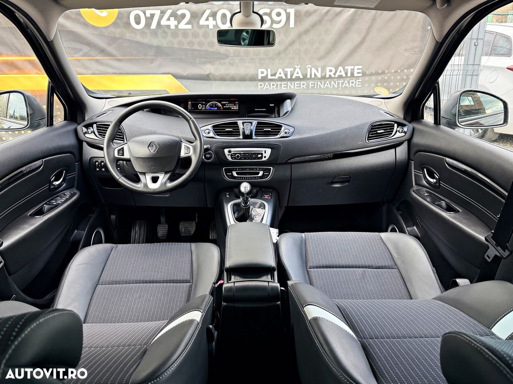 Renault Scenic - 24