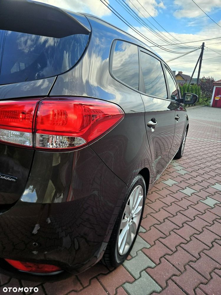 Kia Carens 1.6 GDI Dream-Team Edition - 18