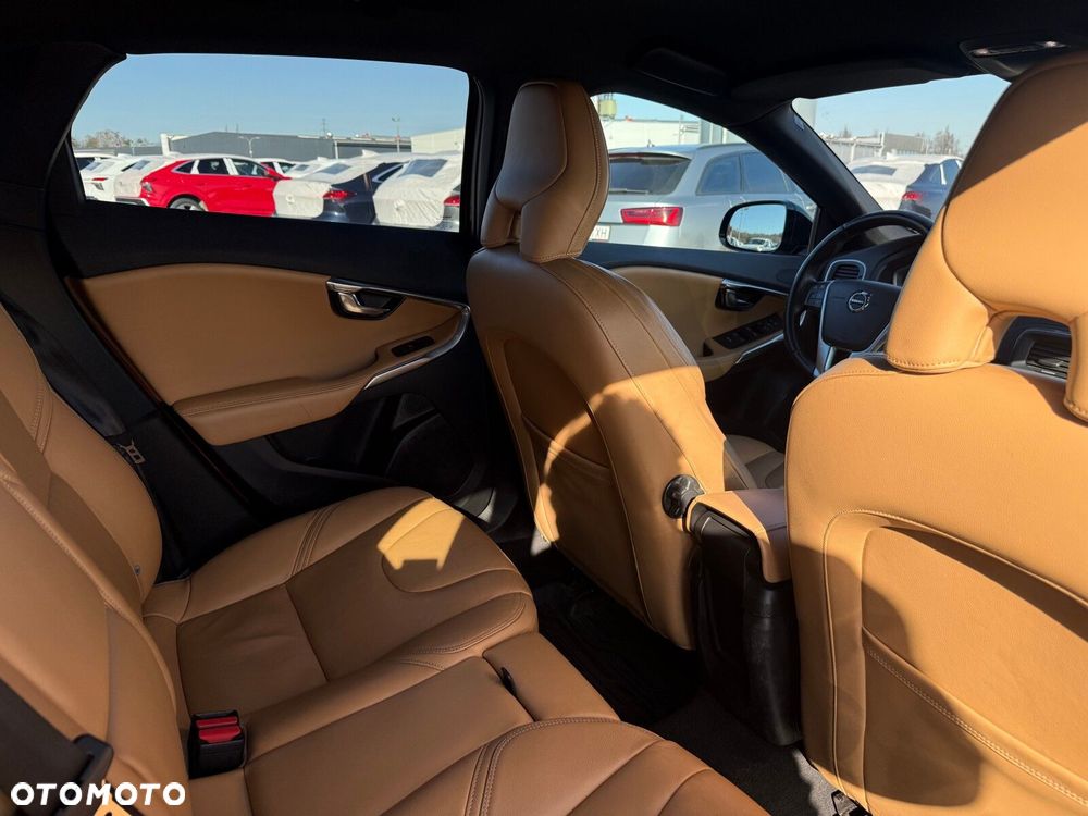 Volvo V40 D3 Drive-E SCR Inscription - 14