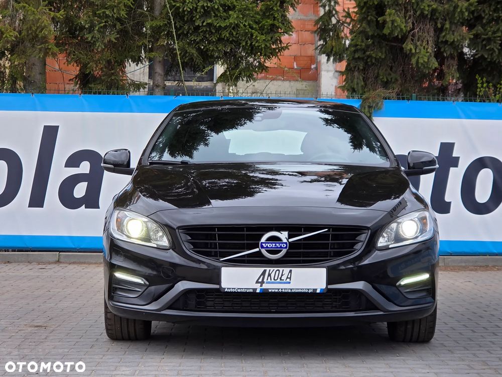 Volvo V60 T4 Geartronic R-Design - 4