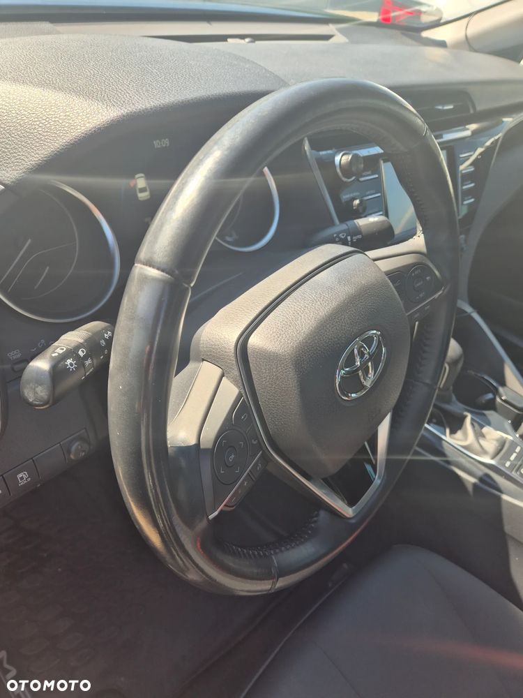 Toyota Camry 2.5 Hybrid Comfort CVT - 9