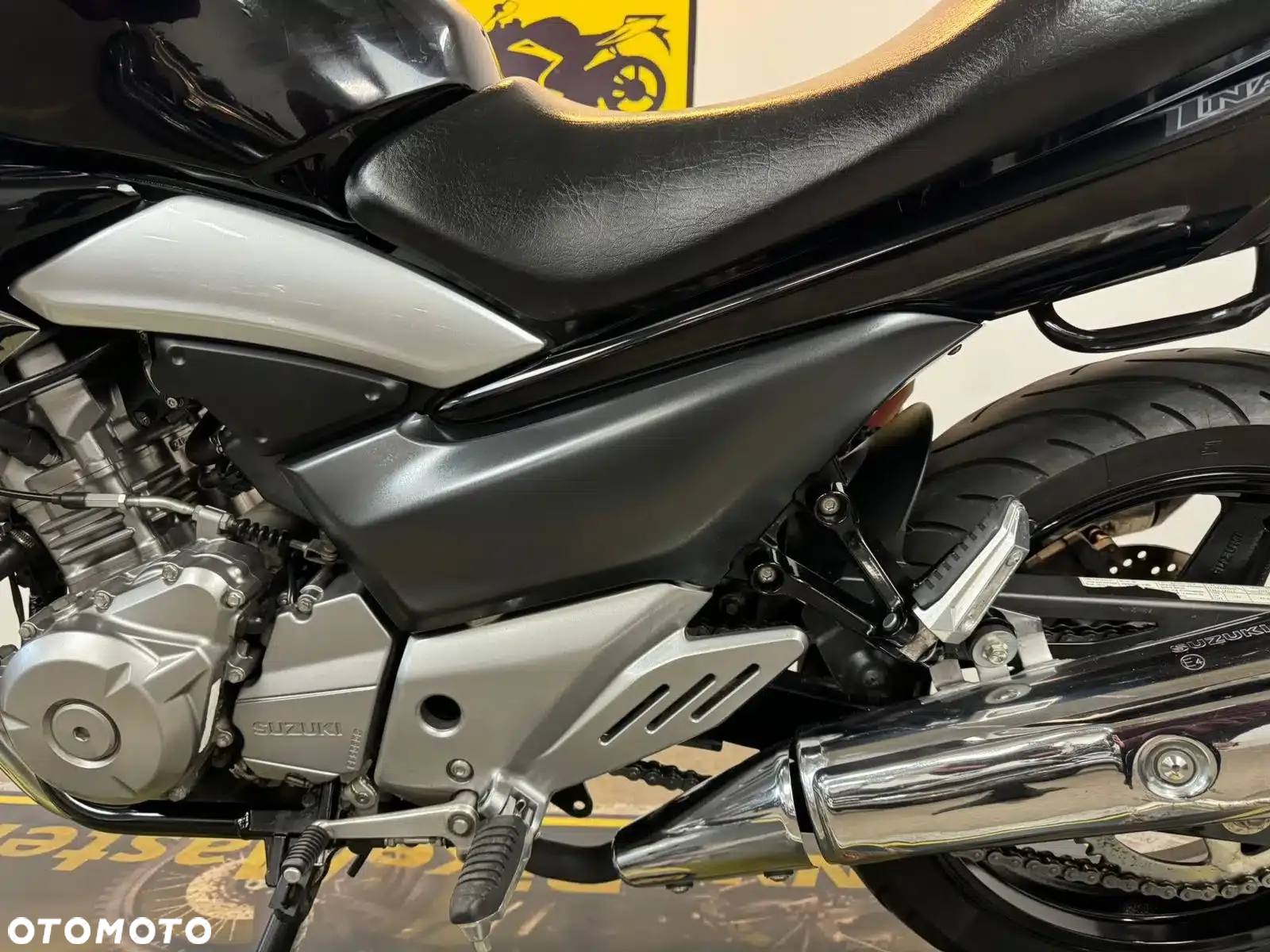 Suzuki GW 250 - 17