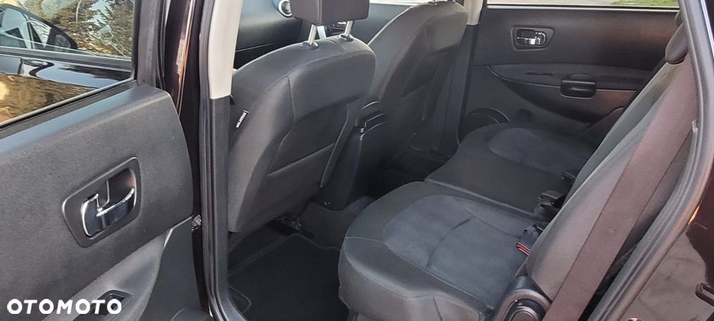 Nissan Qashqai+2 - 31