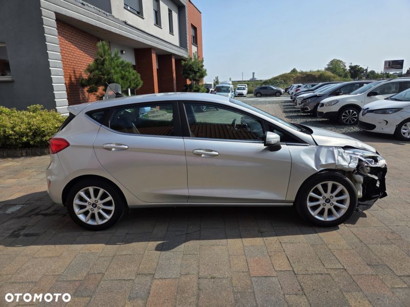 Ford Fiesta 1.5 TDCi S&S TITANIUM - 9