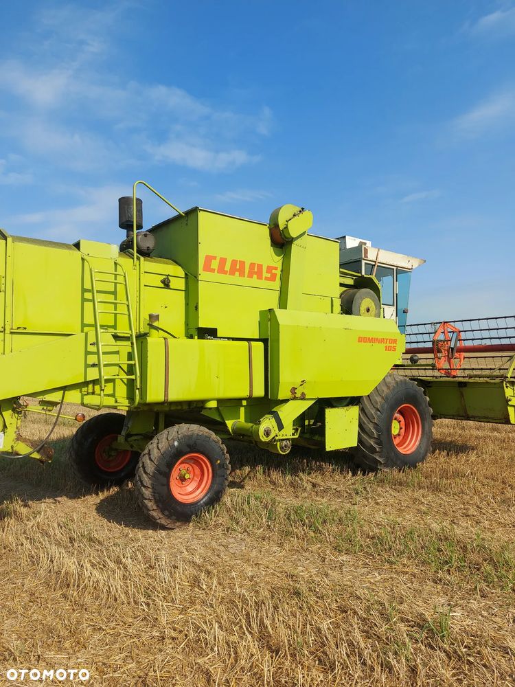 Claas Dominator 105 Mega Lexion - 4