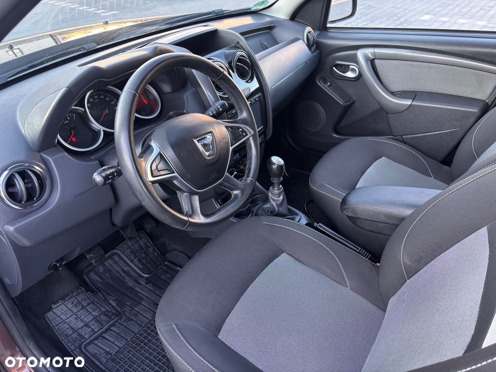 Dacia Duster 1.2 TCe Laureate S&S EU6 - 13