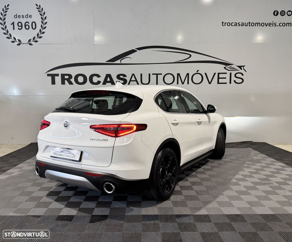 Alfa Romeo Stelvio 2.2 D Super AT8 - 5