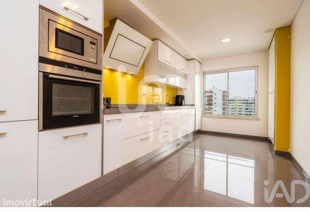 Apartamento T3 em Faro de 100 m2 - Grande imagem: 3/18