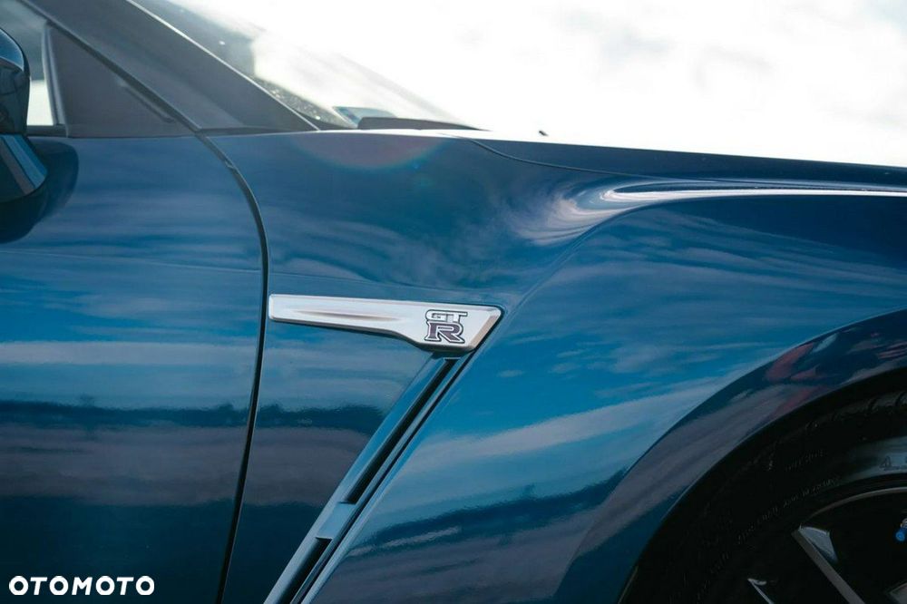 Nissan GT-R Prestige - 17