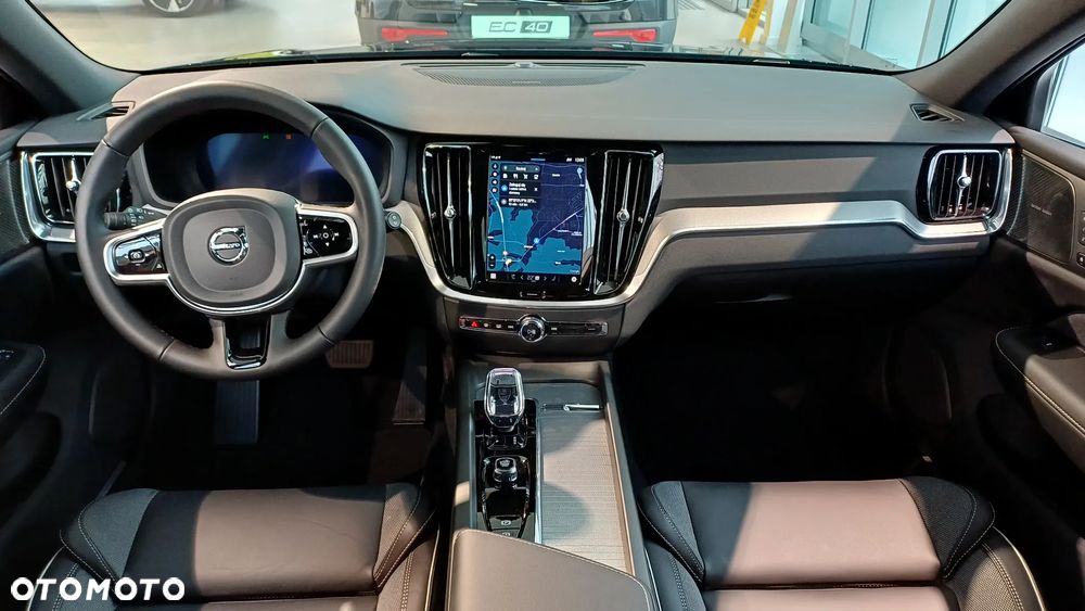 Volvo V60 B4 B Plus Dark - 8