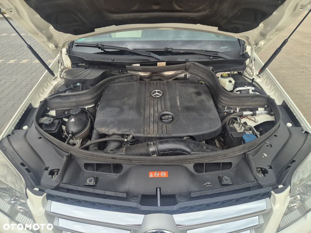 Mercedes-Benz GLK 220 CDI DPF 4Matic BlueEFFICIENCY 7G-TRONIC Edition 1 - 19