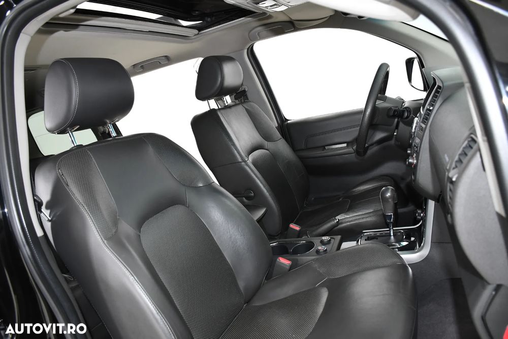 Nissan Pathfinder 3.0 dCi V6 All Mode 4X4 LE Aut. - 13