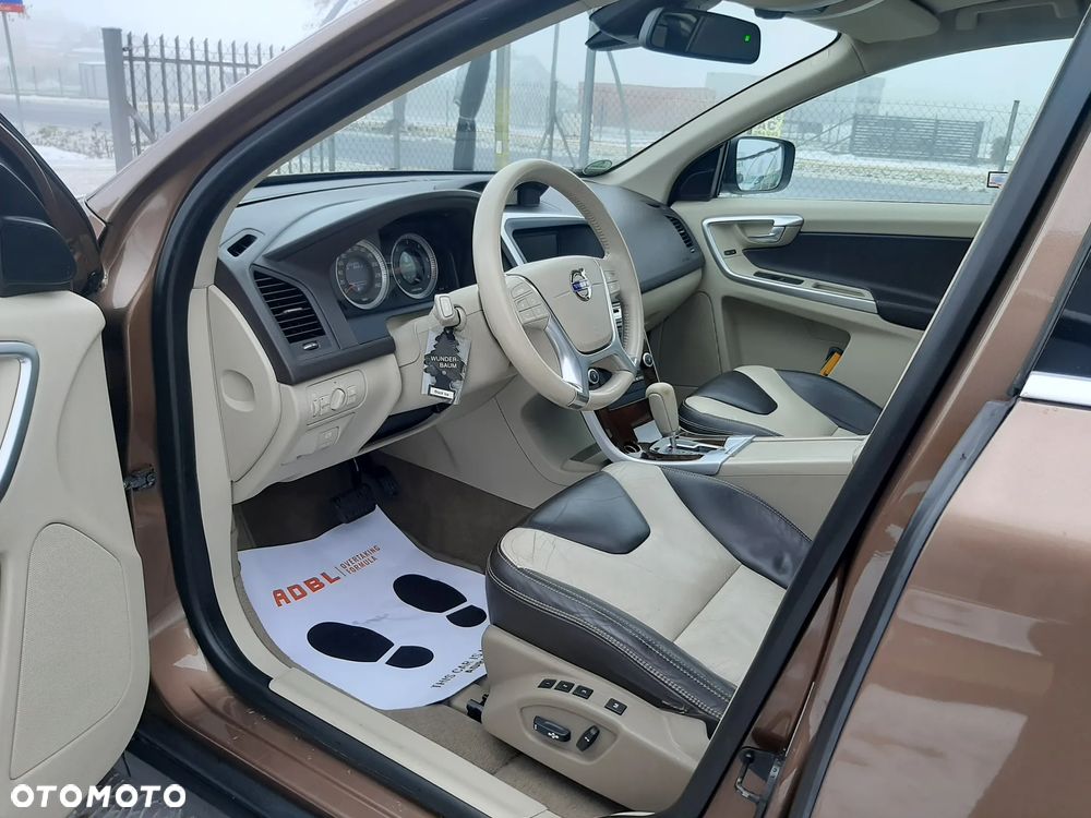 Volvo XC 60 2.4D Summum - 23