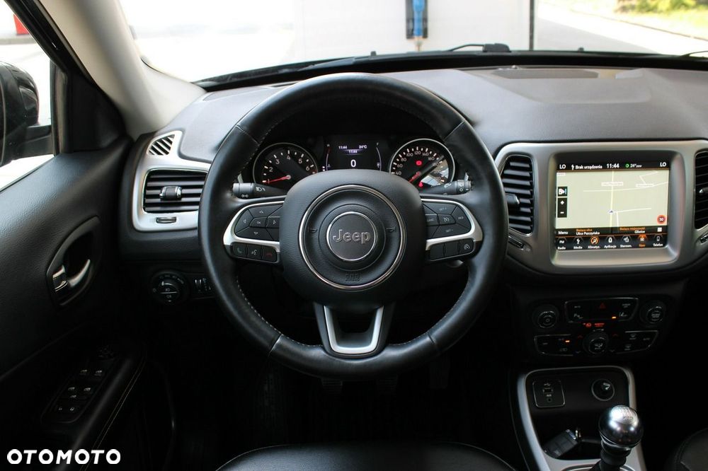 Jeep Compass 1.4 TMair Longitude FWD S&S - 8
