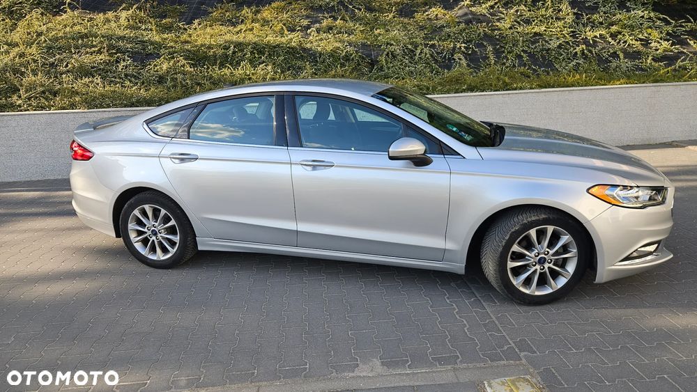 Ford Fusion - 3